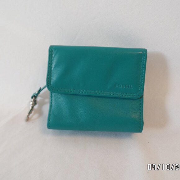 Fossil Wallet Coin Purse Credit Card Holder - Picture 1 of 15